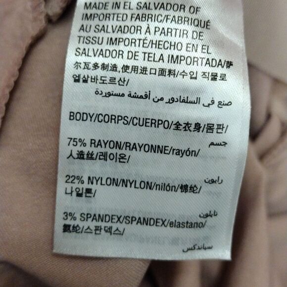 Alfani tummy control capris - Picture 8 of 8